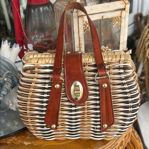 Vintage Handbags - Vintage Brown and Tan Woven Wicker & Leather Handbag